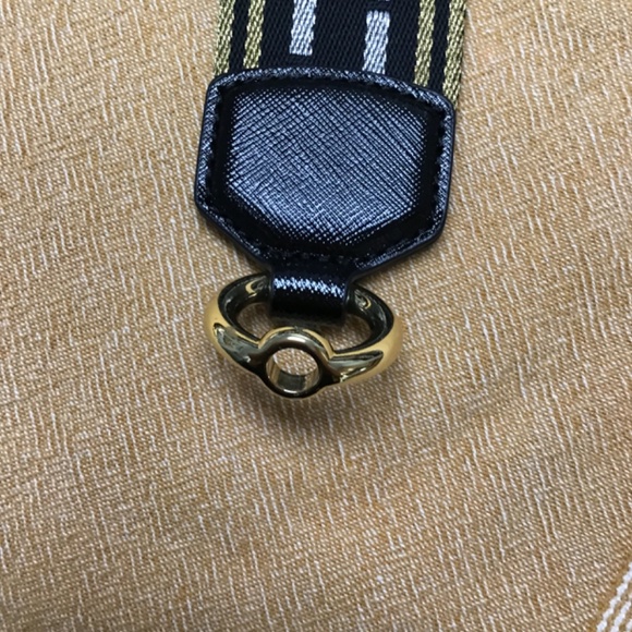 MARC JACOBS CAMERA BAG STRAP - MISSING CLASP - Picture 4 of 4